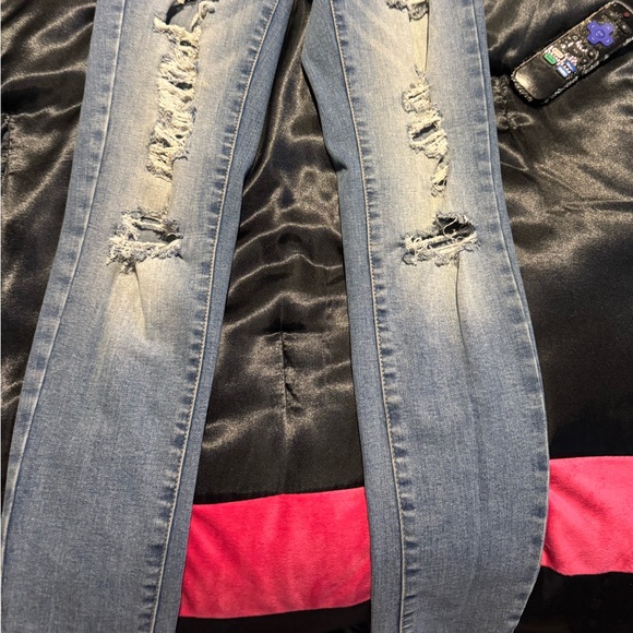Two Aeropostale jeans for $65
Size 0 4 long 
Brand new!! - Picture 2 of 9